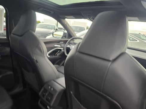 New 2025 Audi SQ5 Premium Plus image 15