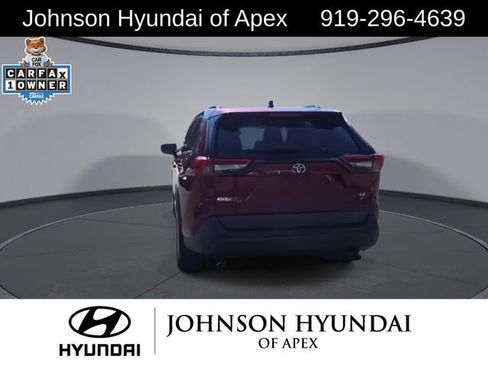 Used 2020 Toyota RAV4 LE image 8