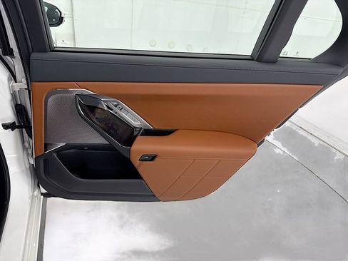 New 2026 BMW i7 eDrive50 w/ Executive Package image 26