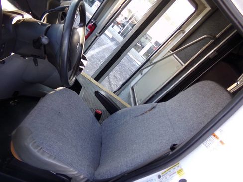 Used 2019 Ford E-450 and Econoline 450 Super Duty w/ Shuttle Bus Prep Package image 14