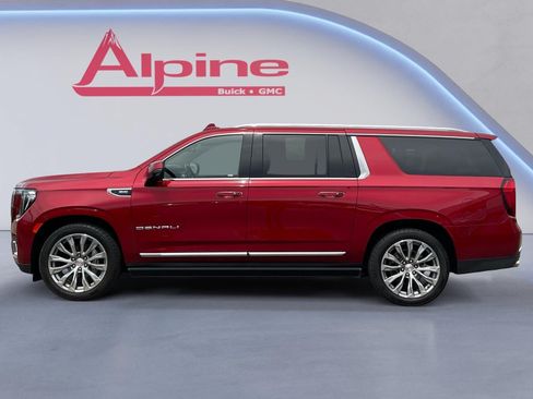 Used 2021 GMC Yukon XL Denali w/ Denali Ultimate Package AWD/4WD image 2