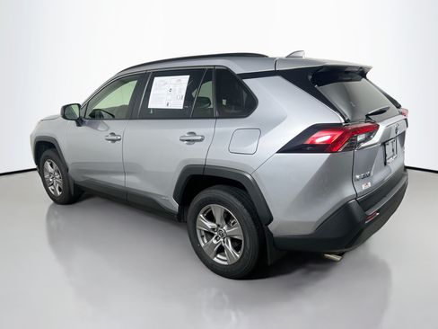 Used 2025 Toyota RAV4 LE AWD/4WD image 8