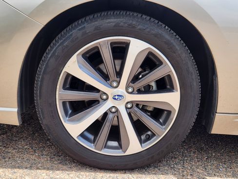 Used 2019 Subaru Legacy 2.5i Limited AWD/4WD image 7