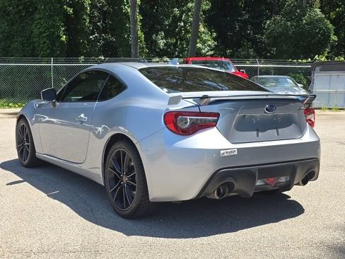 Used 2017 Subaru BRZ Limited w/ Popular Package #3 RWD image 3