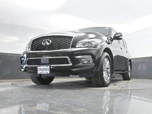 Used 2016 INFINITI QX80 4WD w/ Driver's Assistance Package image 45