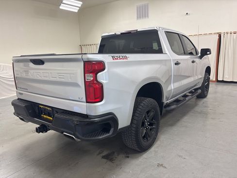 Used 2020 Chevrolet Silverado 1500 LT Trail Boss w/ Convenience Package image 8
