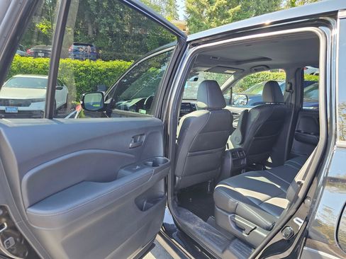 Used 2023 Honda Passport EX-L image 19