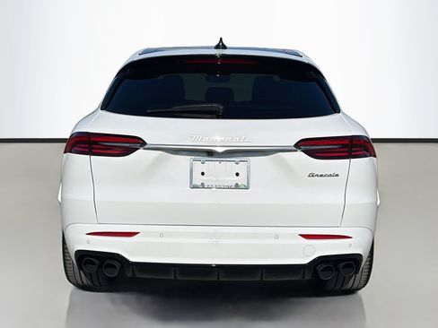 Used 2023 Maserati Grecale Modena AWD/4WD image 4