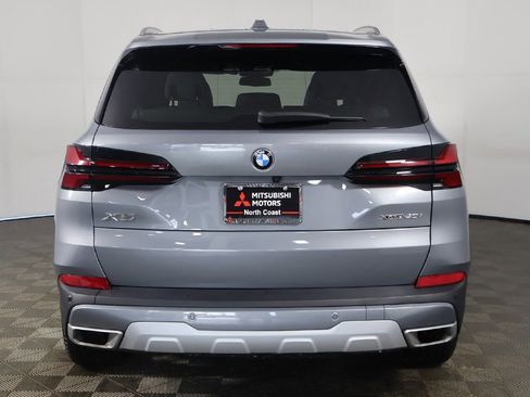 Used 2024 BMW X5 xDrive40i w/ Parking Assistance Package image 12