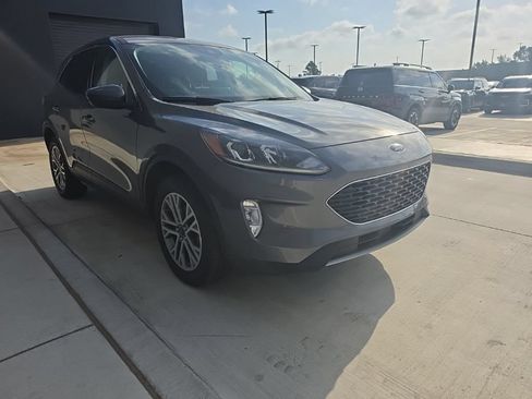 Used 2022 Ford Escape SEL AWD/4WD image 3