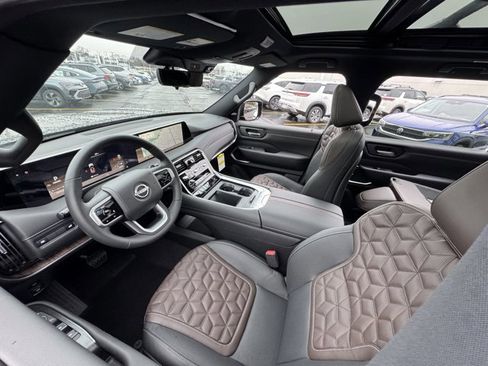 New 2026 Nissan Armada Platinum image 24