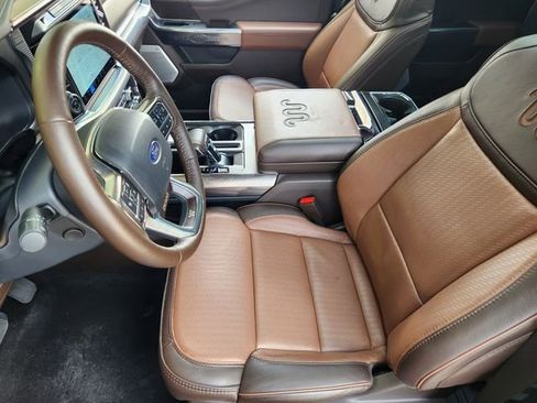Used 2025 Ford F150 King Ranch w/ FX4 Off-Road Package AWD/4WD image 11