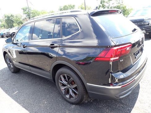 Used 2023 Volkswagen Tiguan SE image 5