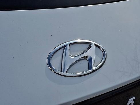 Used 2024 Hyundai Ioniq 5 SE image 30