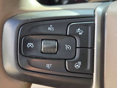Used 2023 GMC Yukon XL Denali AWD/4WD image 19