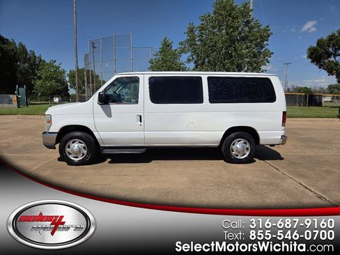 Used 2011 Ford E-150 and Econoline 150 Wagon RWD image 1