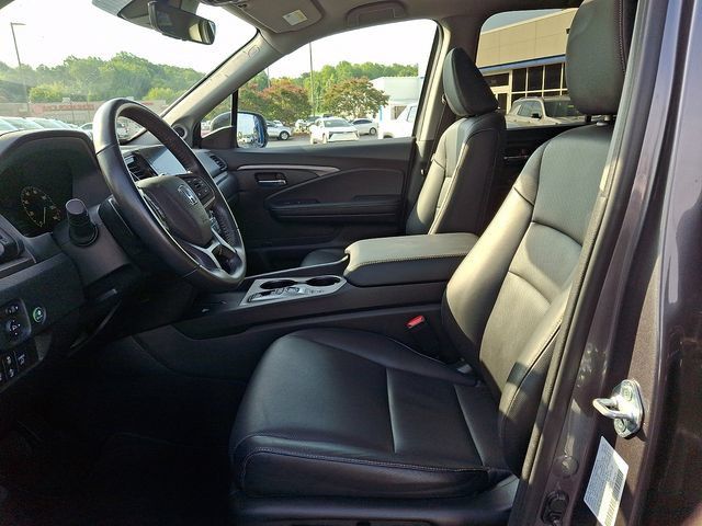 Used 2025 Honda Ridgeline RTL image 13