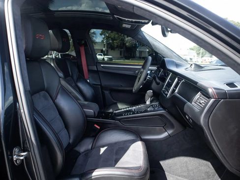 Used 2018 Porsche Macan GTS AWD/4WD image 17