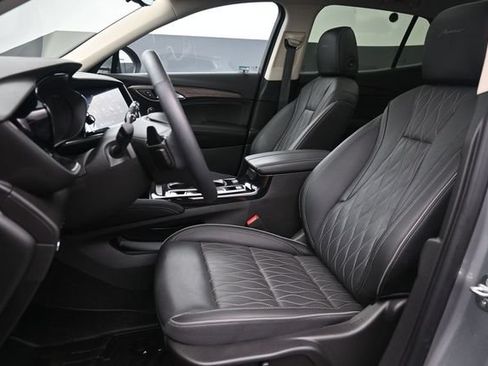 Certified 2023 Buick Envision Avenir AWD/4WD image 10