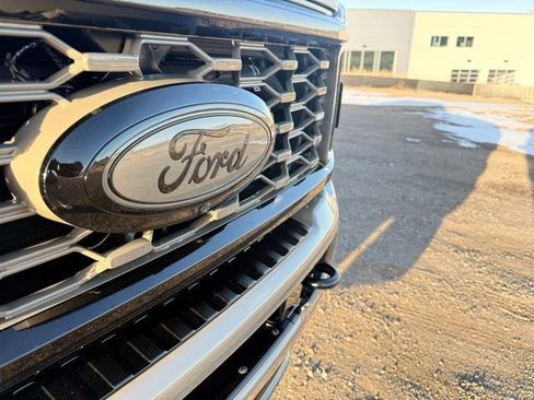 New 2026 Ford F450 XLT w/ XLT Premium Package AWD/4WD image 13