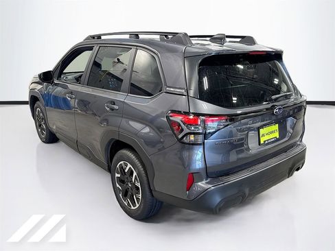 Used 2026 Subaru Forester Premium AWD/4WD image 7