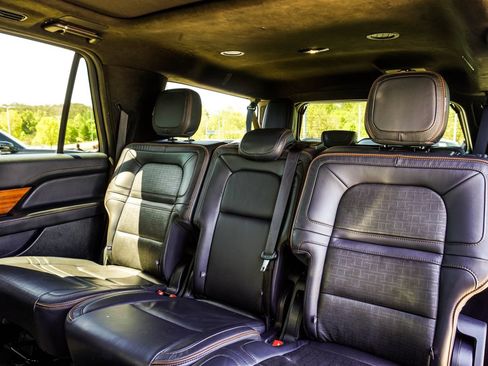 Used 2023 Lincoln Navigator L Black Label AWD/4WD image 41