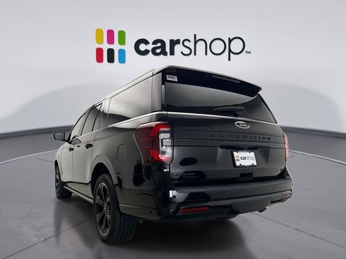 Used 2022 Ford Expedition Max Limited image 3