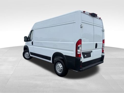 Used 2023 RAM ProMaster 2500 w/ Convenience Group image 5
