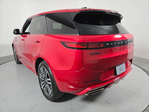 Used 2023 Land Rover Range Rover Sport SE Dynamic image 7