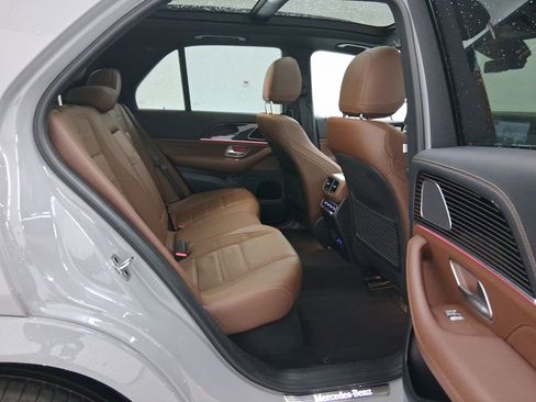 Used 2024 Mercedes-Benz GLE 450 GLE 450 image 35