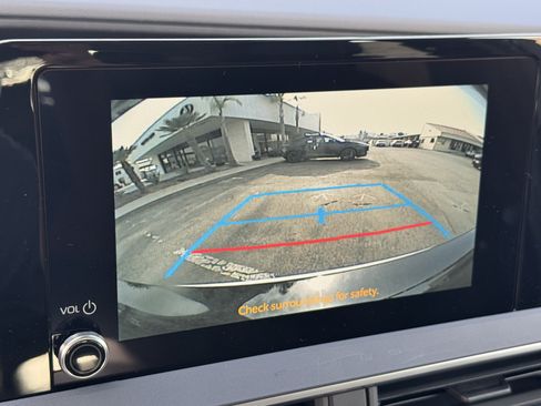 New 2026 Toyota Prius Plug-In Hybrid FWD image 6