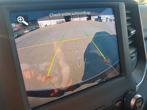 Used 2021 RAM 1500 Laramie image 22