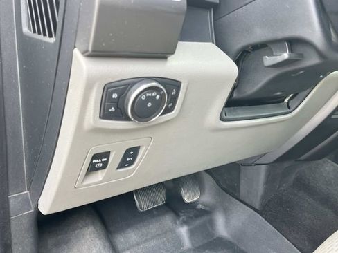 Used 2018 Ford F150 XLT w/ Equipment Group 301A Mid AWD/4WD image 34
