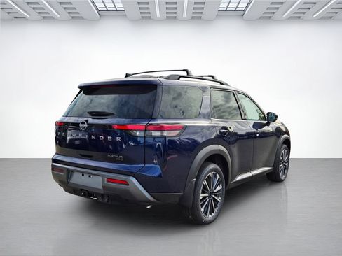 New 2026 Nissan Pathfinder Platinum AWD/4WD image 4