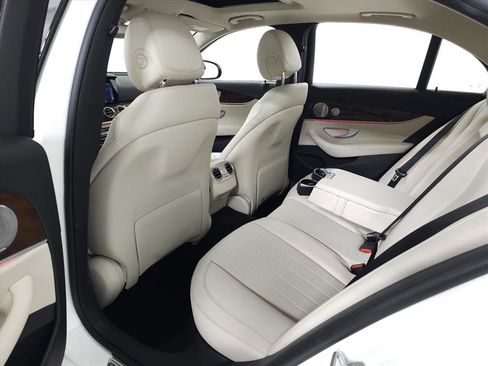 Used 2017 Mercedes-Benz E 300 E 300 4MATIC image 30