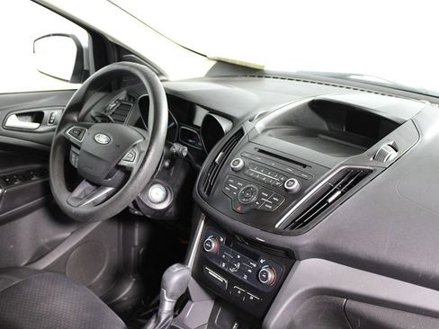 Used 2017 Ford Escape SE FWD image 11