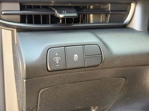 New 2026 Hyundai Elantra Sport FWD image 21