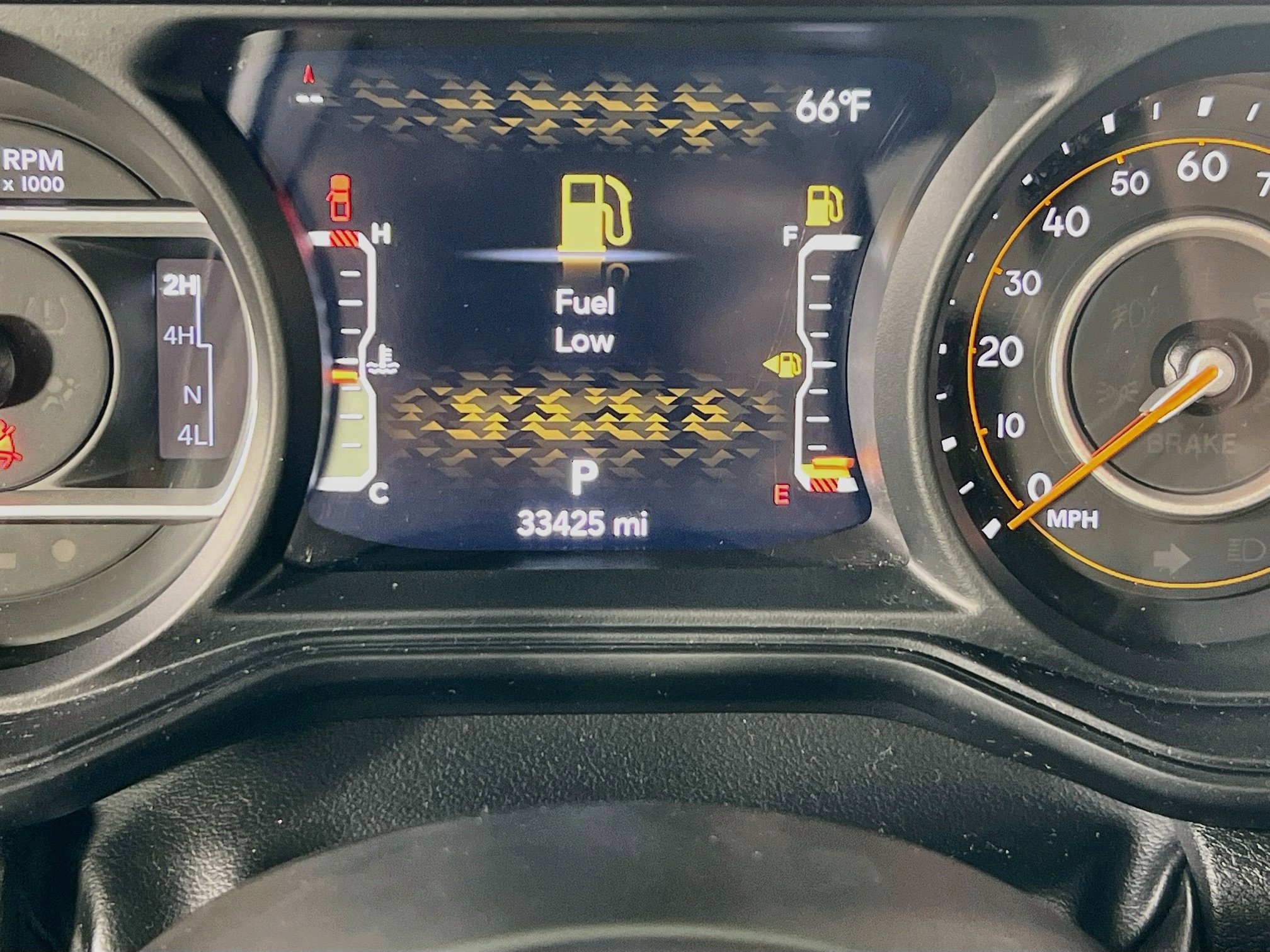 Used 2024 Jeep Gladiator Sport AWD/4WD image 12