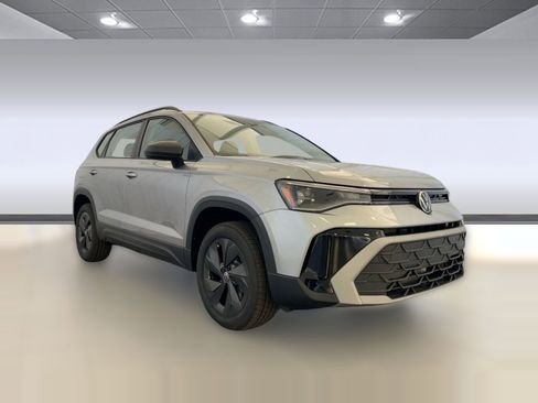 New 2026 Volkswagen Taos S image 7