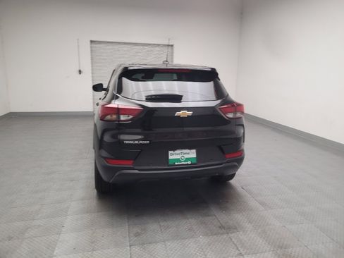 Used 2021 Chevrolet TrailBlazer LS FWD image 6
