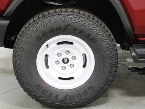 New 2026 Ford Bronco Heritage Edition AWD/4WD image 17