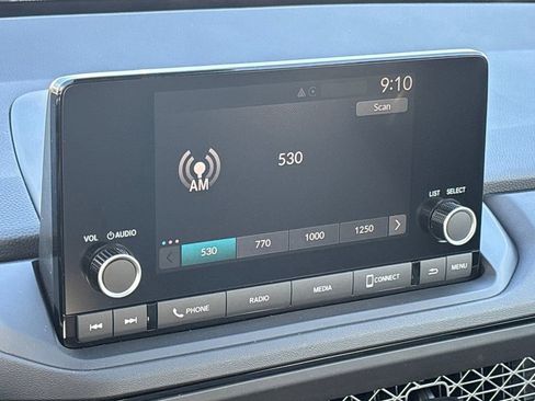 New 2025 Honda Accord SE image 15