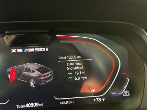 Used 2023 BMW X6 M50i w/ Executive Package AWD/4WD image 22