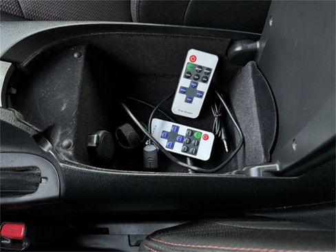 Used 2013 Nissan 370Z NISMO image 13