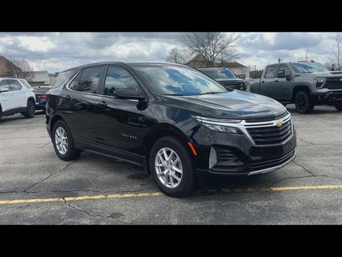 Used 2024 Chevrolet Equinox LT image 25
