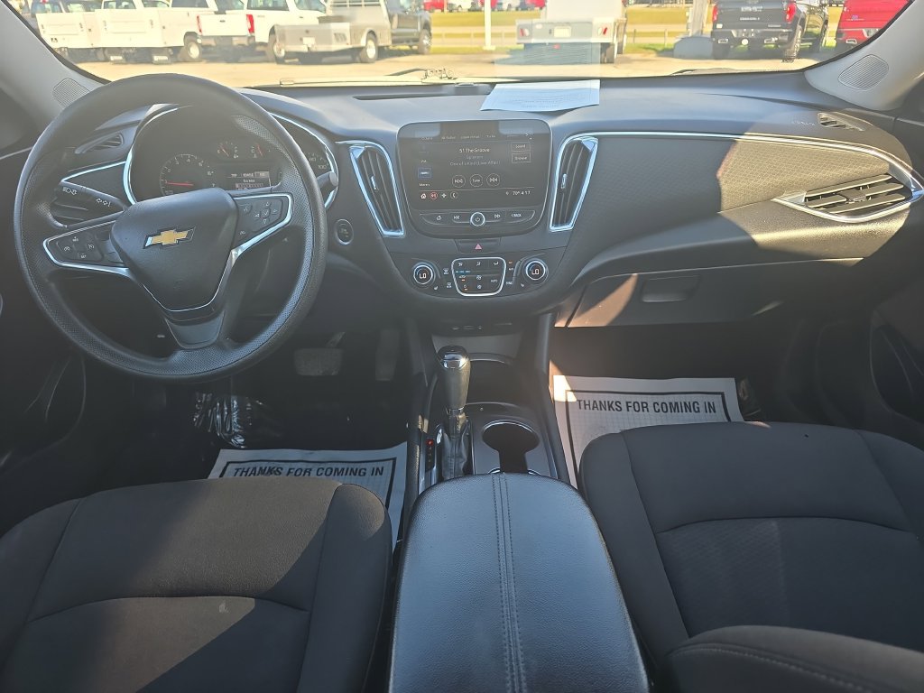 Used 2019 Chevrolet Malibu LT FWD image 16