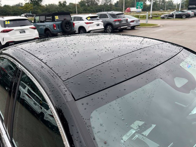 Used 2023 Mercedes-Benz C 300 4MATIC Sedan image 9