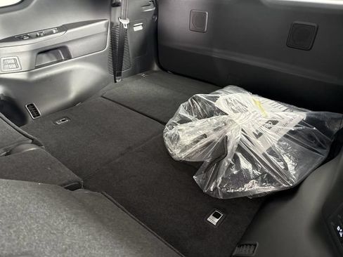 Certified 2025 Lexus LX 600 4WD w/ Interior Upgrade Package image 27