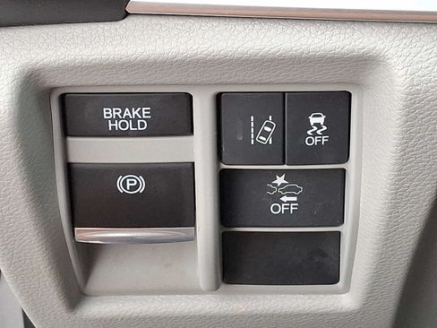 Used 2018 Acura MDX SH-AWD image 24