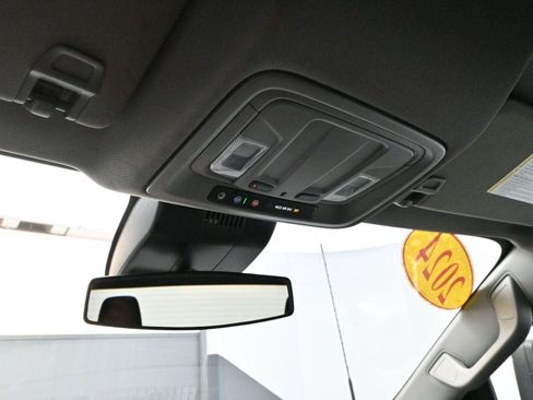 Used 2024 GMC Sierra 2500 SLE w/ SLE Convenience Package image 26